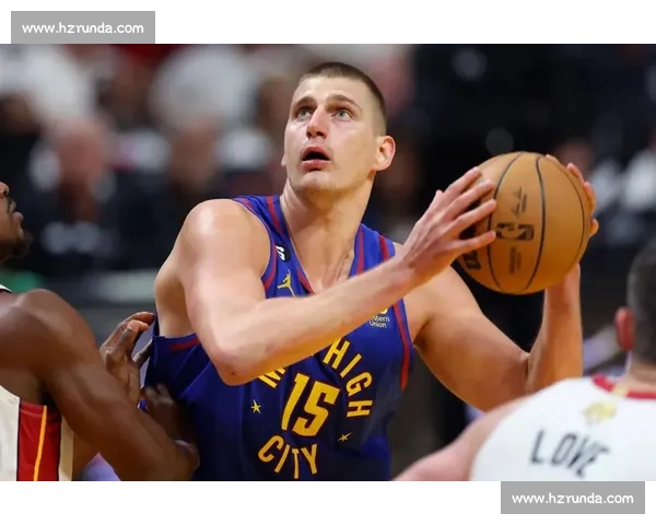 约基奇休赛期体重管理引关注：自律与争议并存的 五花肉 进化史